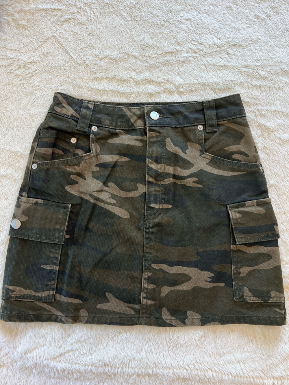 Topshop Olive and Khaki Camo Mini Skirt size 4 NWT